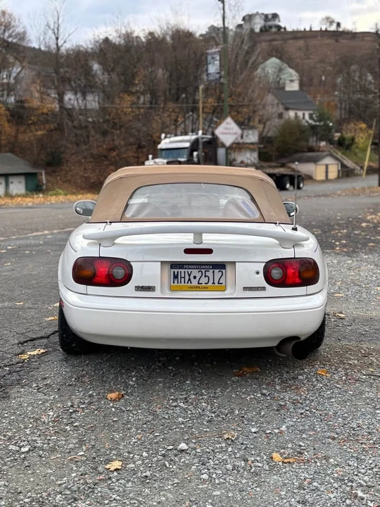 1993 Mazda NA MX-5 Miata - Image 3 of 8