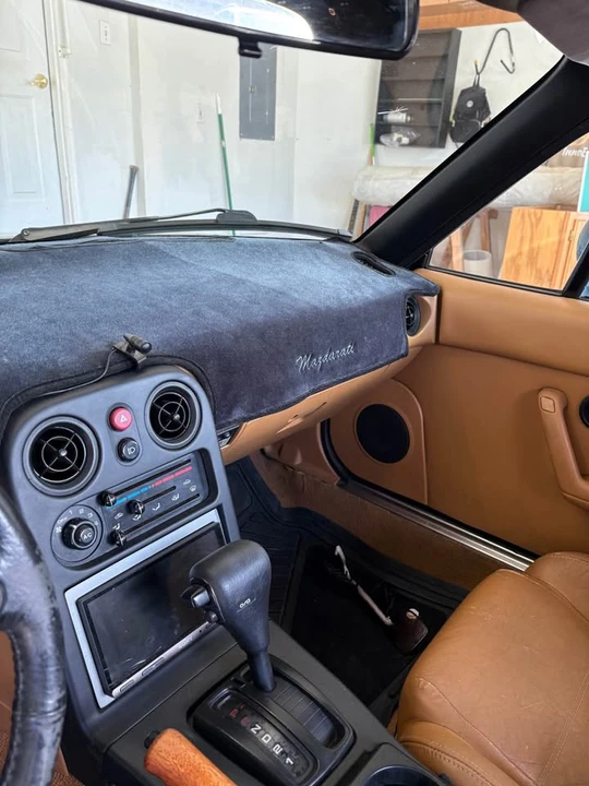 1993 Mazda NA MX-5 Miata - Image 10 of 11