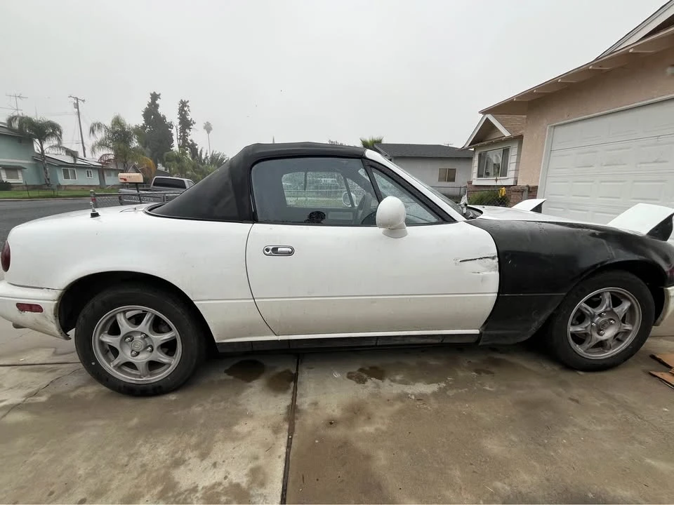 1993 Mazda NA MX-5 Miata - Image 5 of 12