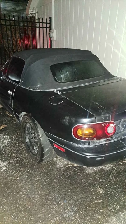 1993 Mazda NA MX-5 Miata - Image 7 of 11