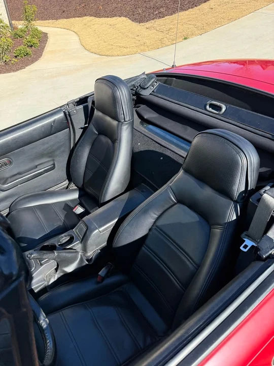 1993 Mazda NA MX-5 Miata - Image 17 of 18