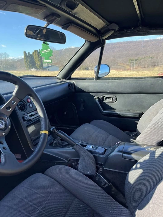 1993 Mazda NA MX-5 Miata - Image 11 of 13