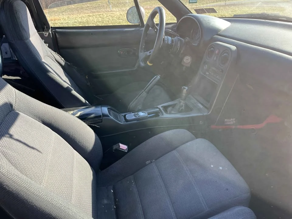 1993 Mazda NA MX-5 Miata - Image 9 of 13