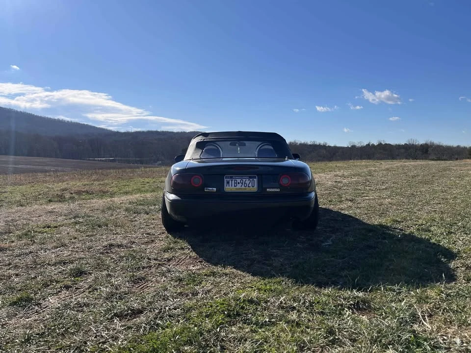 1993 Mazda NA MX-5 Miata - Image 2 of 13