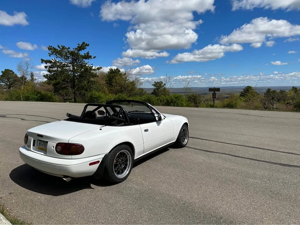 1993 Mazda NA MX-5 Miata - Image 2 of 3