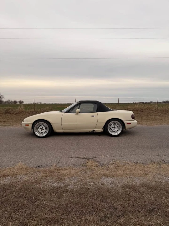 1993 Mazda NA MX-5 Miata - Image 3 of 18