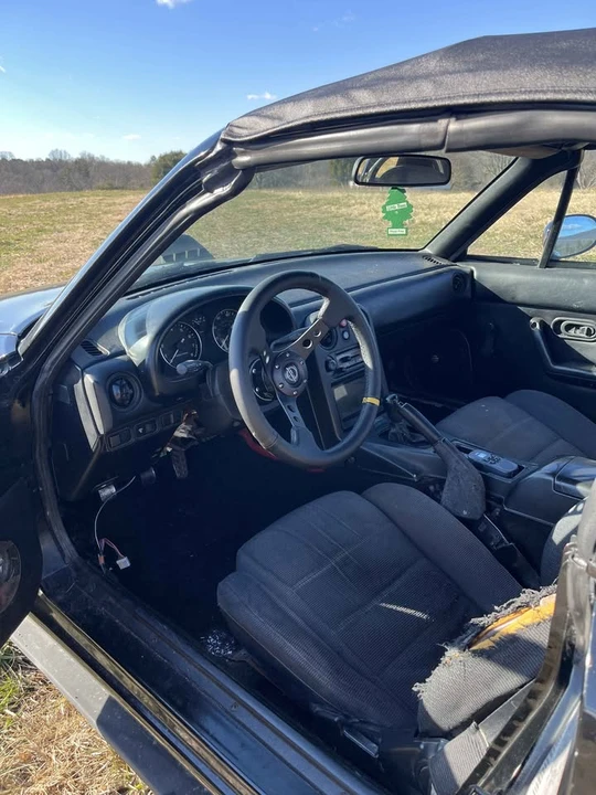 1993 Mazda NA MX-5 Miata - Image 12 of 13