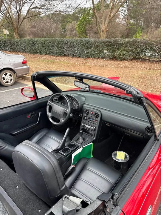 1993 Mazda NA MX-5 Miata - Image 16 of 18