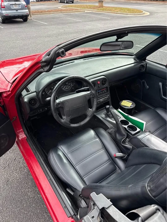 1993 Mazda NA MX-5 Miata - Image 15 of 18