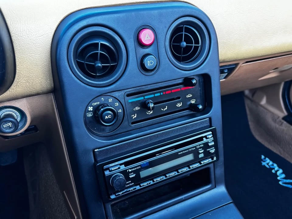 1993 Mazda NA MX-5 Miata - Image 16 of 18
