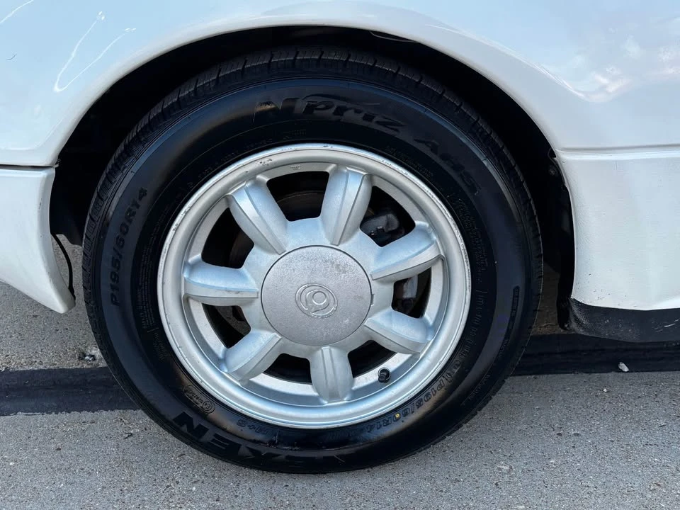 1993 Mazda NA MX-5 Miata - Image 9 of 18