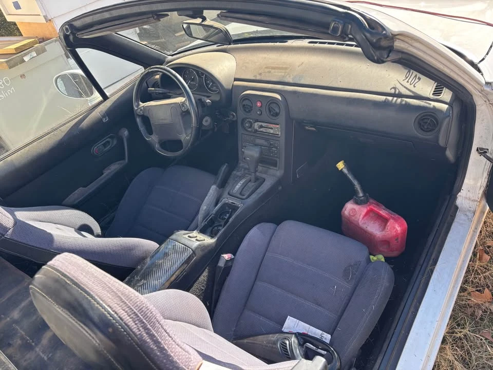 1993 Mazda NA MX-5 Miata - Image 4 of 4