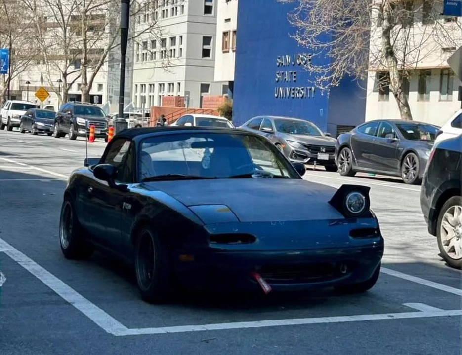 1993 Mazda NA MX-5 Miata - Image 2 of 2