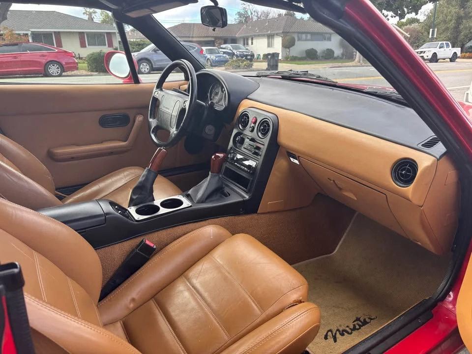 1993 Mazda NA MX-5 Miata - Image 5 of 5