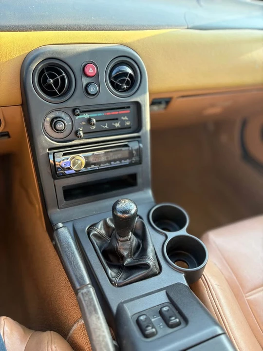 1993 Mazda NA MX-5 Miata - Image 12 of 12
