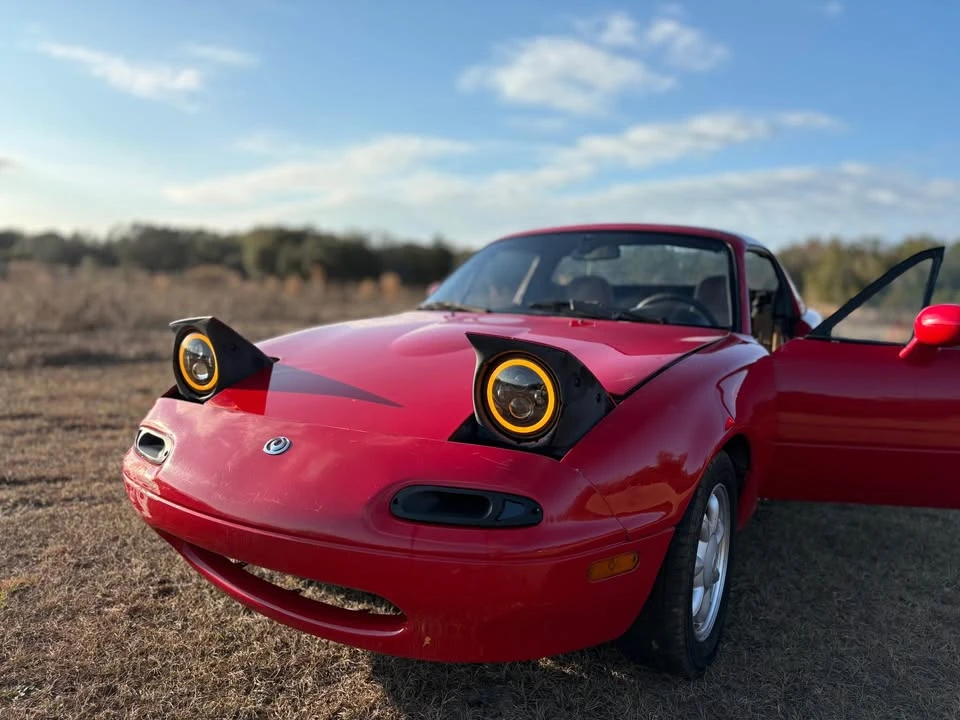 1993 Mazda NA MX-5 Miata - Image 10 of 12
