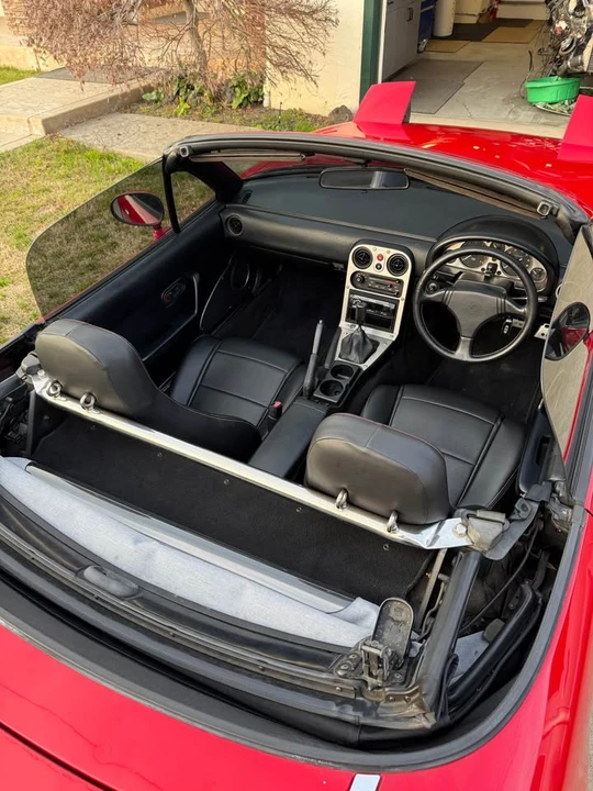 1993 Mazda NA MX-5 Miata - Image 6 of 8