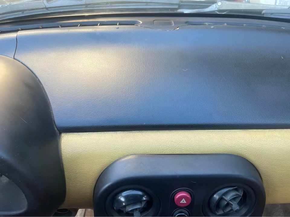 1993 Mazda NA MX-5 Miata - Image 11 of 12