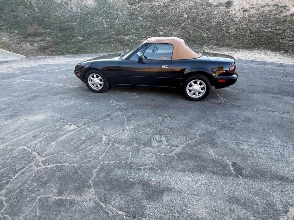 1993 Mazda NA MX-5 Miata - Image 12 of 12