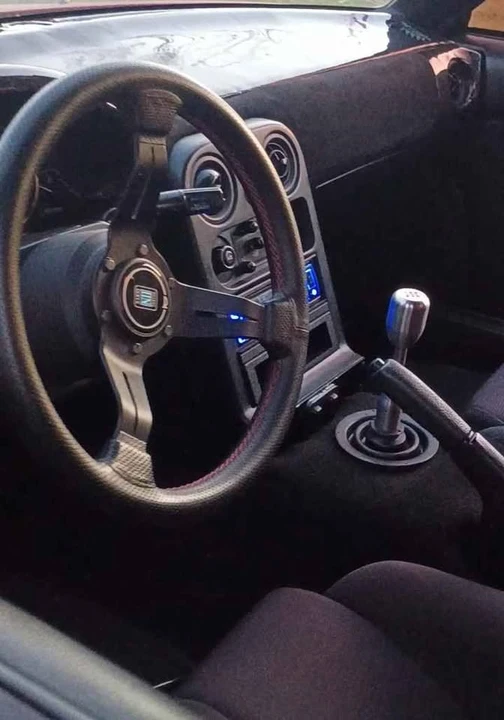 1993 Mazda NA MX-5 Miata - Image 6 of 10