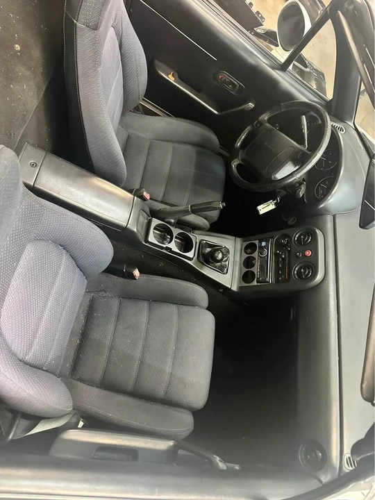 1993 Mazda NA MX-5 Miata - Image 5 of 17