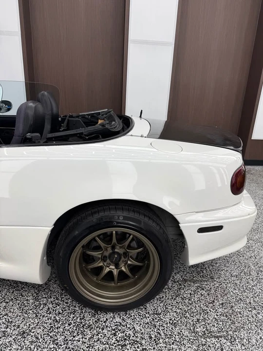1993 Mazda NA MX-5 Miata - Image 12 of 18