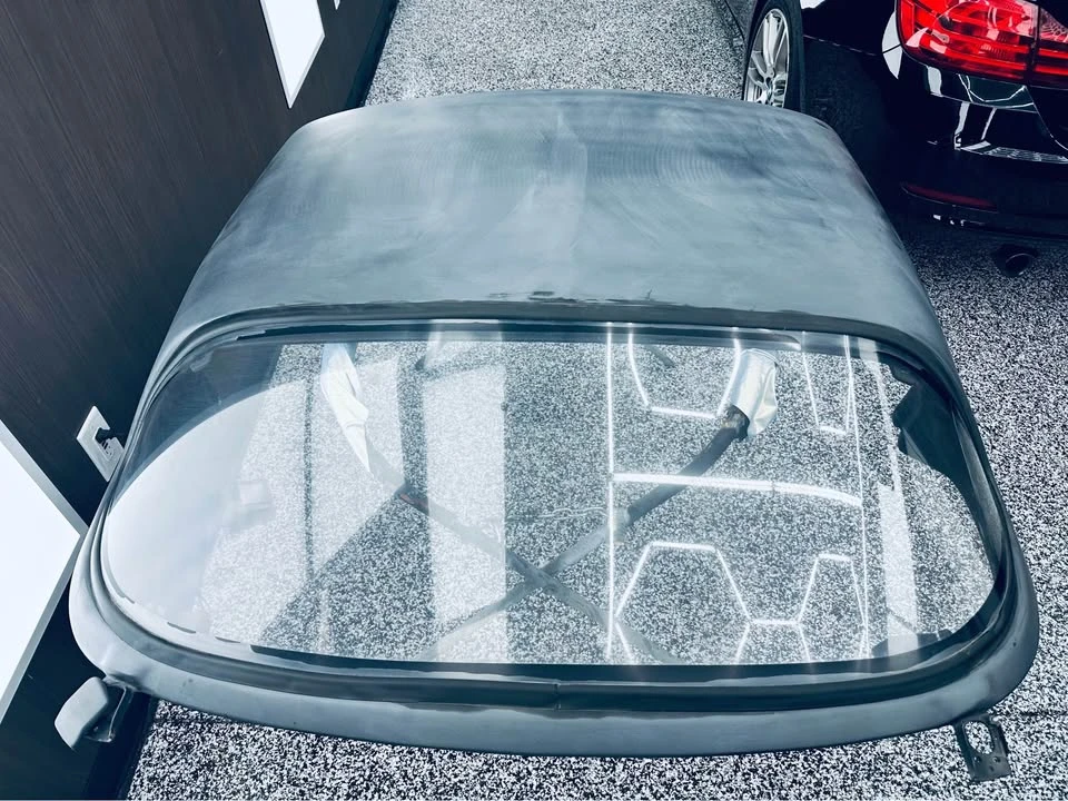 1993 Mazda NA MX-5 Miata - Image 15 of 17