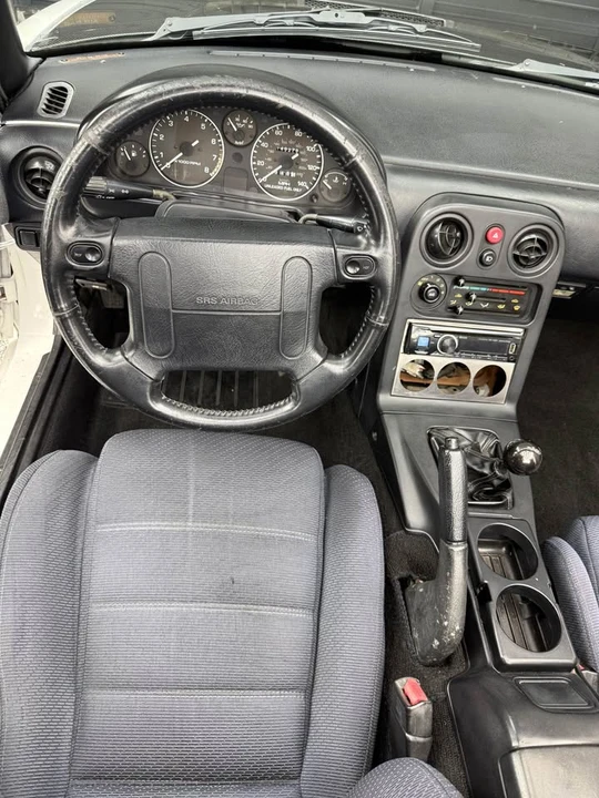 1993 Mazda NA MX-5 Miata - Image 11 of 18