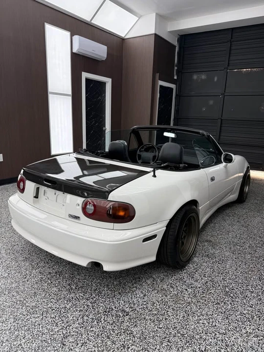 1993 Mazda NA MX-5 Miata - Image 4 of 18
