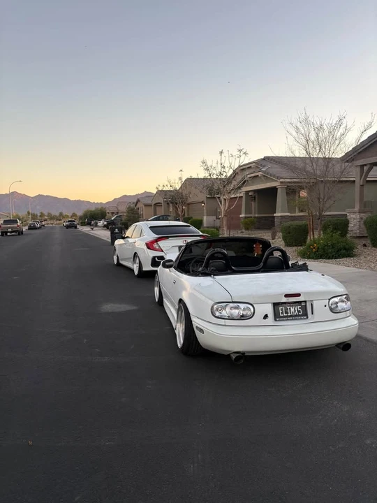 1993 Mazda NA MX-5 Miata - Image 4 of 8