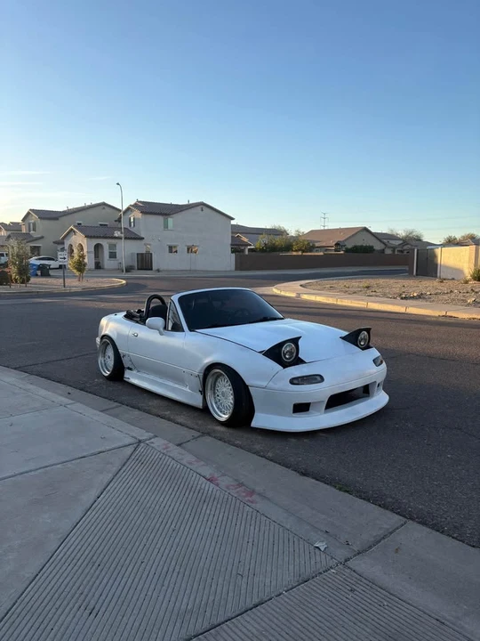 1993 Mazda NA MX-5 Miata - Image 5 of 8