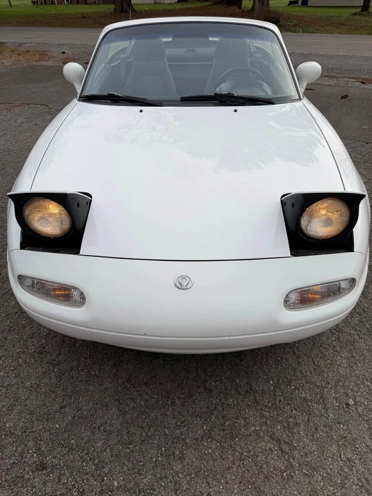 1993 Mazda NA MX-5 Miata - Image 2 of 12