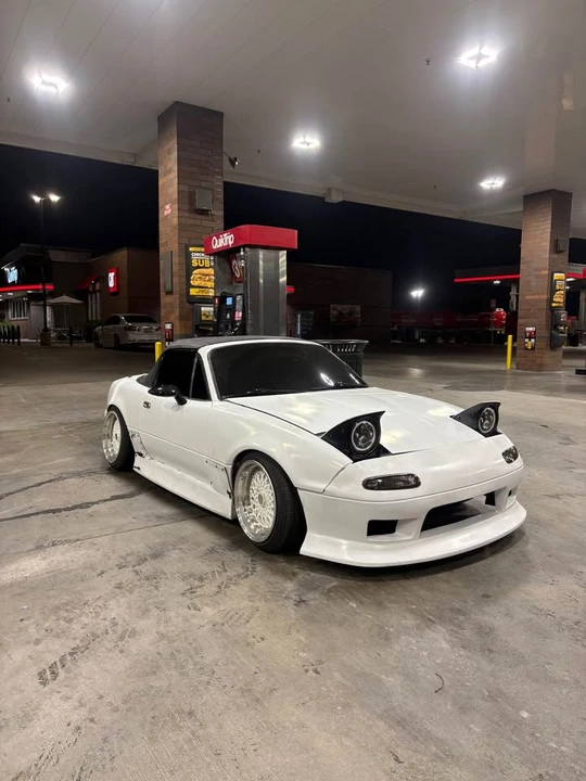 1993 Mazda NA MX-5 Miata - Image 7 of 8