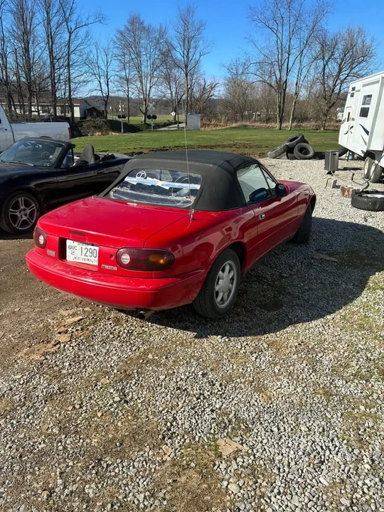 1993 Mazda NA MX-5 Miata - Image 5 of 9