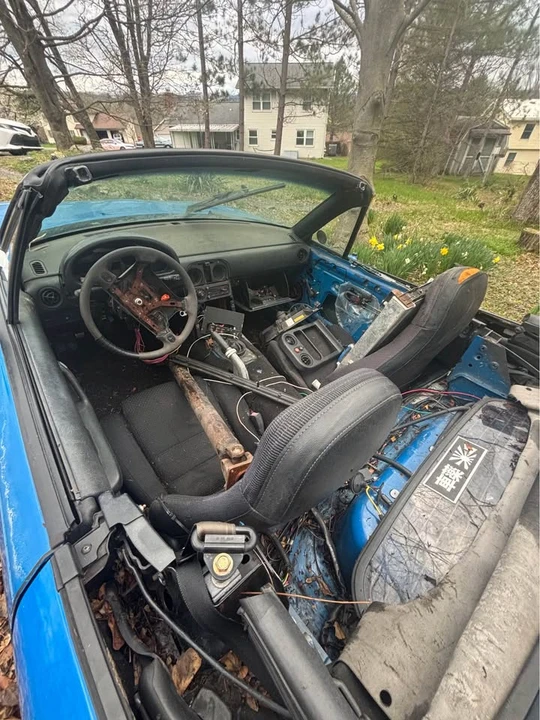 1993 Mazda NA MX-5 Miata - Image 15 of 18