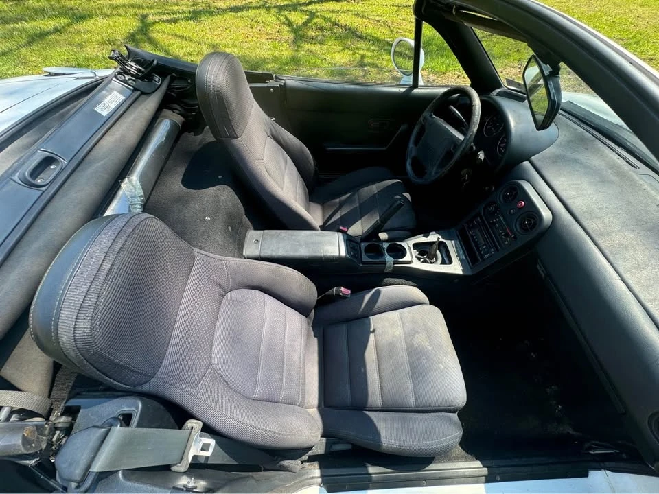 1993 Mazda NA MX-5 Miata - Image 7 of 10