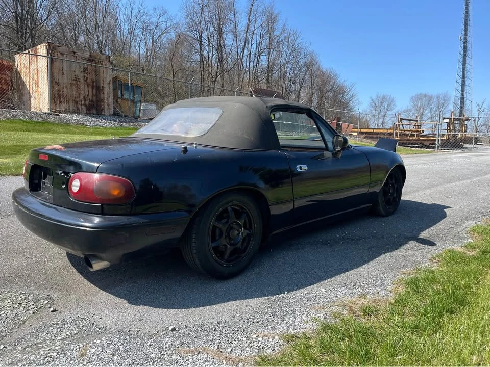 1993 Mazda NA MX-5 Miata - Image 2 of 3