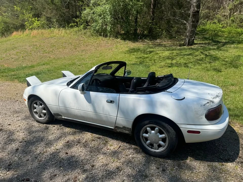 1993 Mazda NA MX-5 Miata - Image 4 of 10