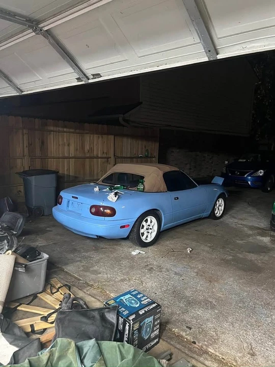 1993 Mazda NA MX-5 Miata - Image 2 of 3