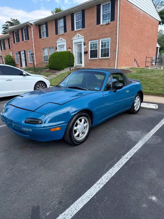 1993 Mazda NA MX-5 Miata - Image 8 of 10