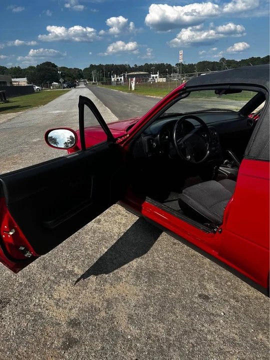 1993 Mazda NA MX-5 Miata - Image 12 of 16