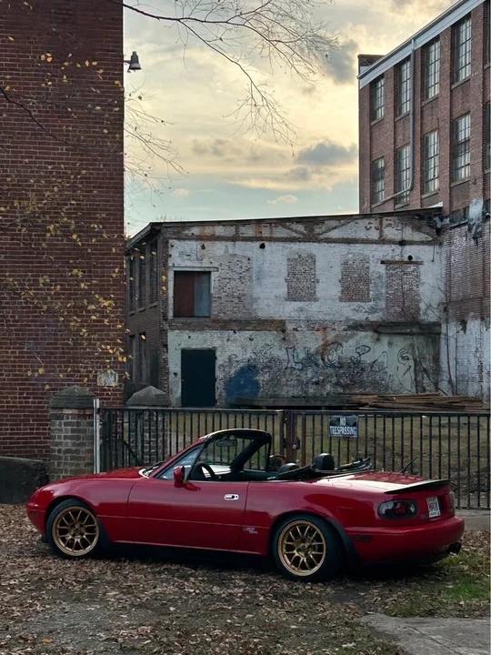 1993 Mazda NA MX-5 Miata - Image 13 of 17