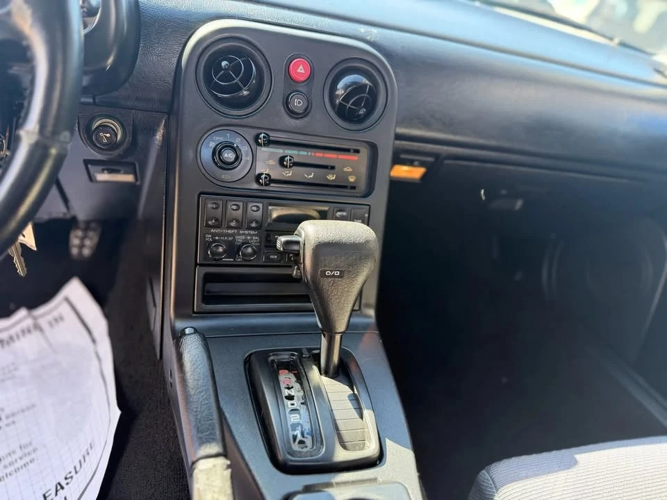 1993 Mazda NA MX-5 Miata - Image 15 of 20