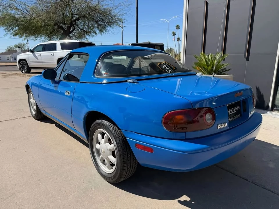 1993 Mazda NA MX-5 Miata - Image 7 of 20