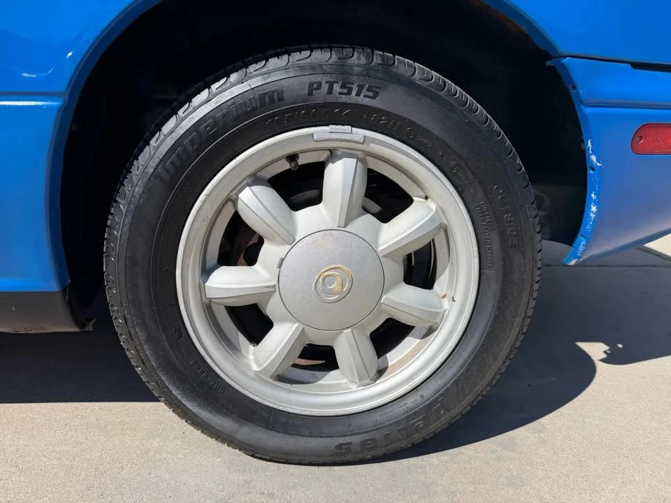 1993 Mazda NA MX-5 Miata - Image 16 of 20