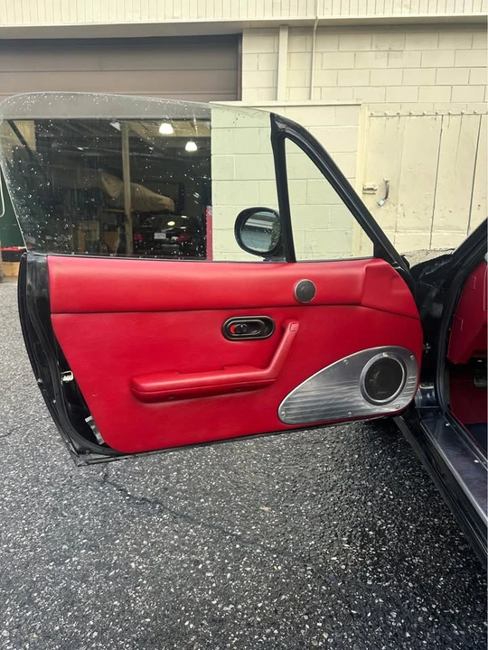 1993 Mazda NA MX-5 Miata - Image 14 of 20