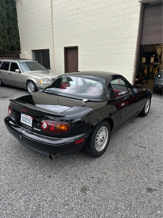 1993 Mazda NA MX-5 Miata - Image 2 of 20