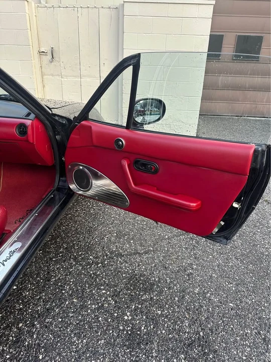 1993 Mazda NA MX-5 Miata - Image 13 of 20