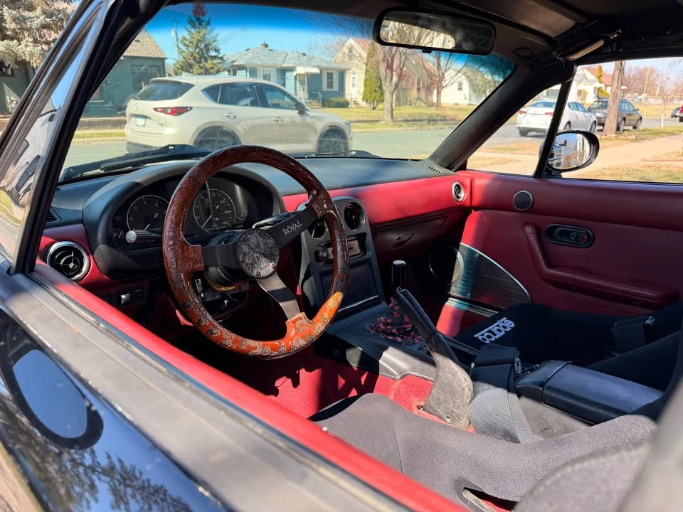 1993 Mazda NA MX-5 Miata - Image 8 of 10