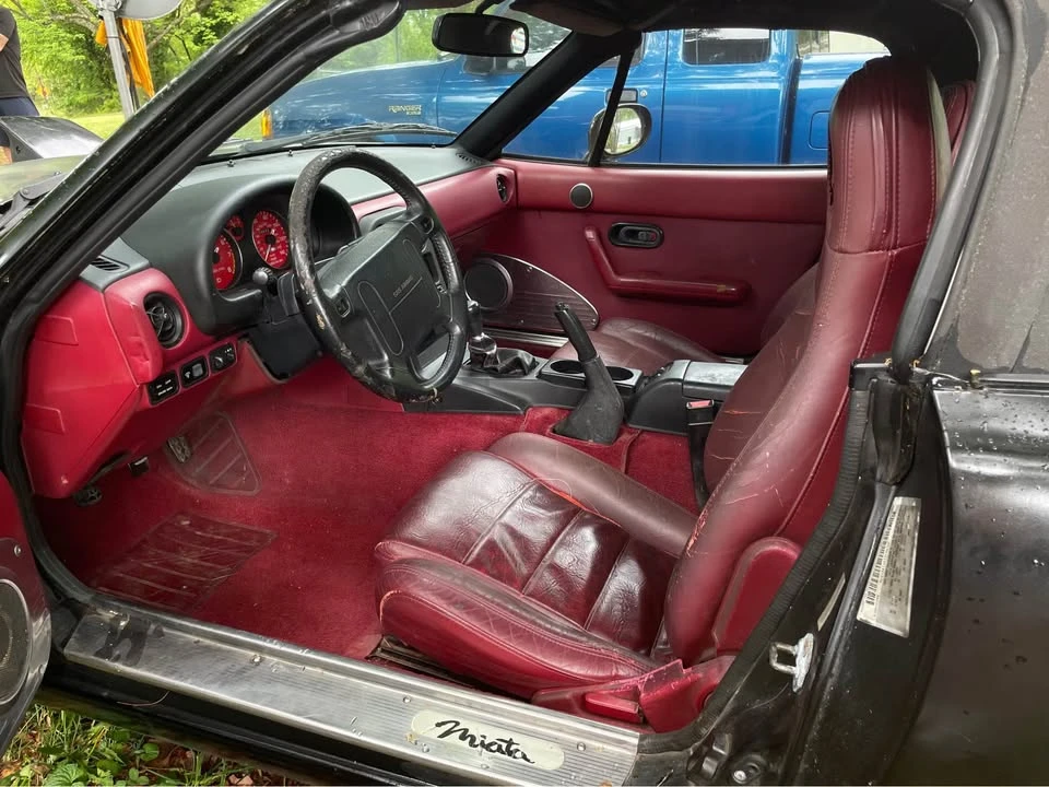 1993 Mazda NA MX-5 Miata - Image 6 of 12